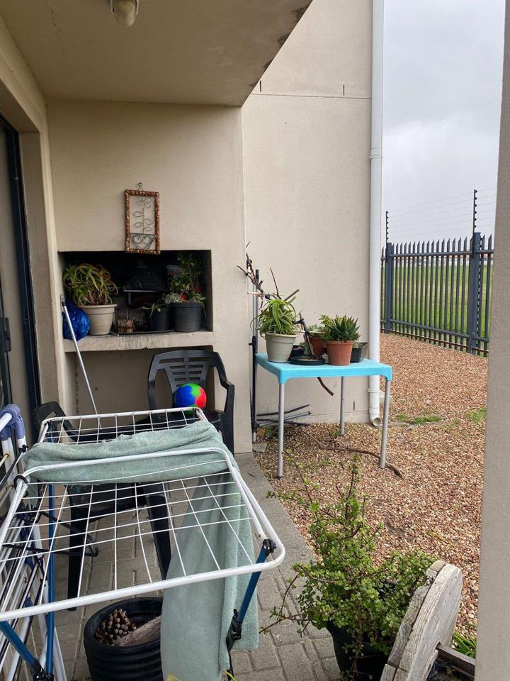 2 Bedroom Property for Sale in Fairview Golf Estate Western Cape